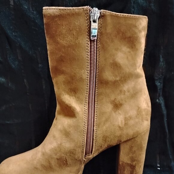 Nine West Tan Suede Platform Bootie Size 7 - Picture 6 of 7